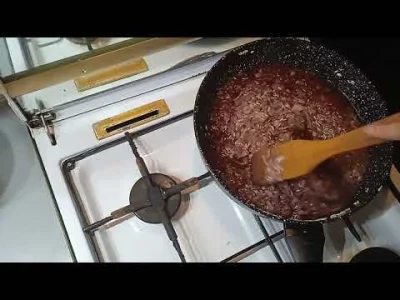 qew12 - Zrobiłem filmik z gotowaniem risotto, i nagrałem swój głos ( ͡° ʖ̯ ͡°).
Wyszł...