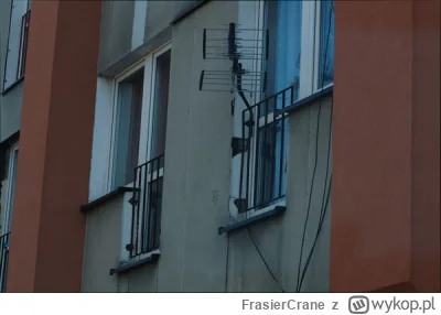FrasierCrane - @bulbulator12345: lepszy taki balkon niż prlowski tzw. rzygownik ( ͡° ...