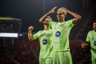 YouGotThis10 - #mecz Yamal zakładający sobie koronę w wieku 18 lat. To może być jego ...