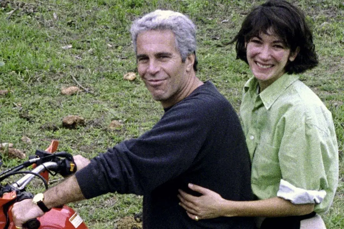 WieziengrywideoZiemia - #przegryw Po prostu naucz się jeździć i kup motor bro, laski ...