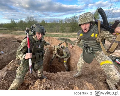 robertkk - Ukraińcy udają kadr z filmu prigożyna w którym wołał o amunicję (moze to c...