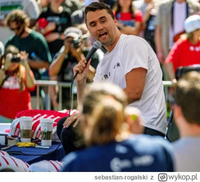 sebastian-rogalski - Charlie Kirk, prawicowy polityk i influencer. Lubil dyskutowac z...