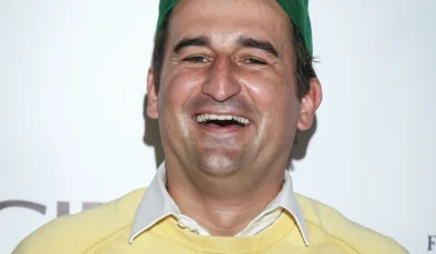 adam-buksa96 - Oni robią to dla waszego dobra. Uśmiechacie się szeroko.