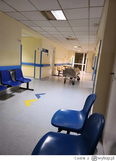 Cedrik - Kto się zna i powie mi do czego są takie-takie?
Zostałem sam na korytarzu. J...