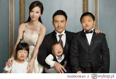 buddookan - #ciekawostki

Pamiętacie to zdjęcie ? Że niby mąż pozywa żonę bo ta miała...