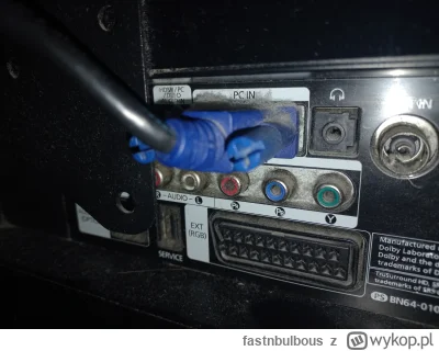 fastnbulbous - jak się nazywa ten niebieski kabel? są jakieś huby na USB które mógłby...