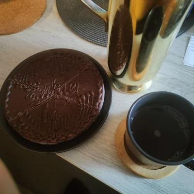 Skyr_401 - Kawa z frenczpresu i torcik wedlowski ( nie dobre dla mnie)

#kawa #kawati...