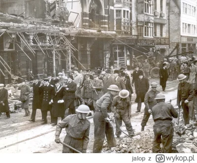 jalop - 30.11.1940 - W wyniku niemieckiego nalotu b-------o na Southampton zginęło 13...