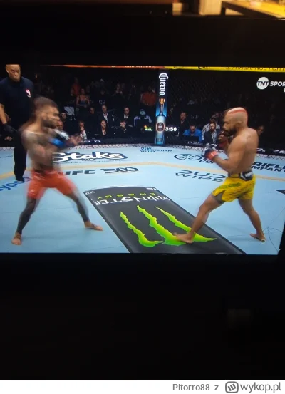 Pitorro88 - Jedziemy z tym #ufc
P.S. głupi Polszit. Taka gala a ja się muszę na table...