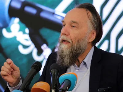 Al-3_x - Dugin od lat wykazywał zainteresowanie psychologią głębi Junga i powstałą na...