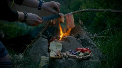 LokalistaYT - Wyżerka!

Moje klimaty - ognisko, bivi i noclegi na dziko.

#bushcraft ...