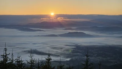 b.....r - Dzień dobry ( ͡° ͜ʖ ͡°) #gory #beskidy #slaskie #pogoda #jesien #poranek