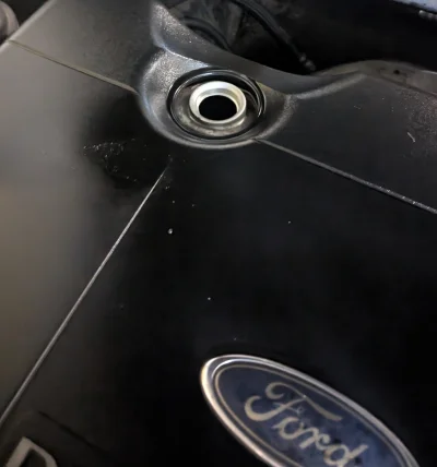 Corrny - Zrobiłem swoim gruzem 200 km bez korka wlewu oleju. Dolewałem wcześniej i mu...