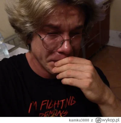 kamku3880 - #primemma Bawi mnie ta pseudo pewność siebie u podnóżka Baxtona typ śmiej...