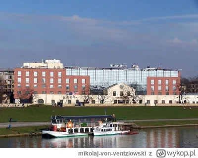 mikolaj-von-ventzlowski - Tylko pierwsza część zadania się zgadza. 

Jak ktoś nie koj...