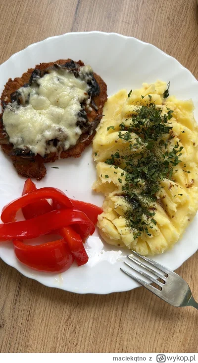 maciekqtno - Kotlet ala po kowalsku zimniory pire i papryka konserwowa z tegorocznego...