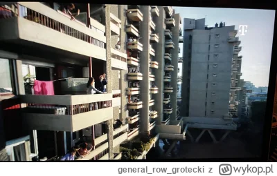 generalrowgrotecki - @Wejder01: @mkorsov mam. P------o mi się bo to reklama tmobile, ...