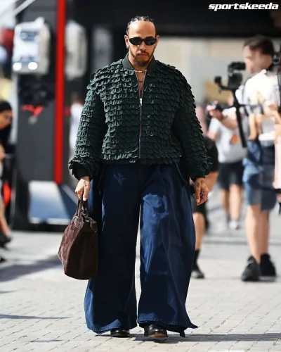 fevo - #f1 Babcia właśnie dotarła na tor