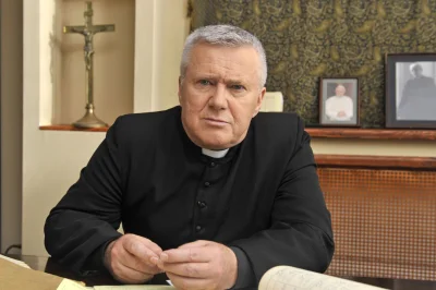 handsomejack - na razie słabo w licytacji idzie temu panu
#awanturaokase