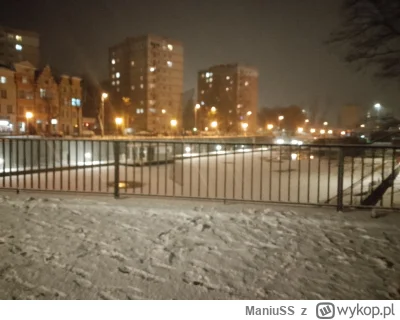 ManiuSS - Ale śnieg nawala w Trójmieście #przegryw #przegrywpo30tce #gdansk #trojmiej...