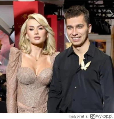 malypirat - nie mogę jak oni razem wyglądają - bardziej jak matka z synem XD