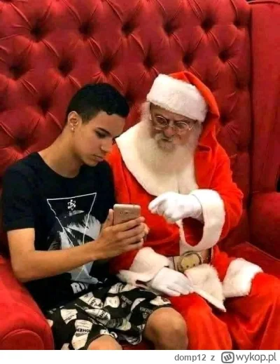 domp12 - @Mega_Smieszek drogi sw Mikołaju w tym roku z okazji świąt poproszę o panią ...