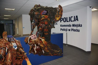 Alpharius - Po upadku Herezji Tubsona, cesarz stracił obie nogi. I zasiadł na złotym ...