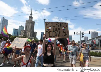 4ntymateria - Oni tylko chcą się odwiedzać w szpitalach. #lgbt #bekazlewactwa