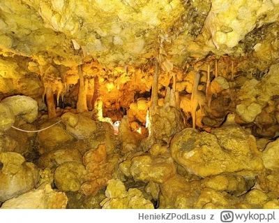 HeniekZPodLasu - Apropo DeFacto, na Malcie trafiłem fajną miejscówke. Chłopy kopały s...