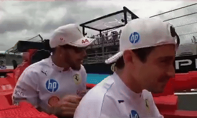 kinson - Co mi się przypomni ten wyścig Lego to kisnę xD
#f1 #f1spam