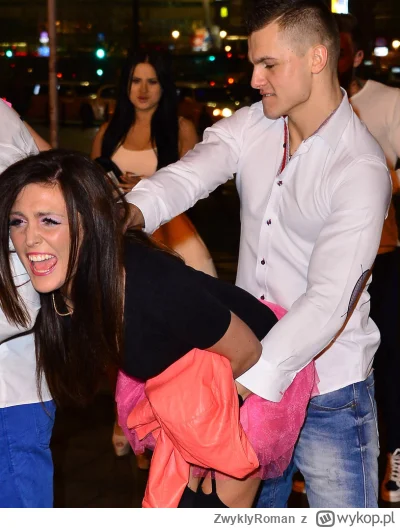 ZwyklyRoman - #famemma