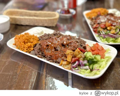 kyloe - Lezzet na Słowiańskiej 

Bardzo dobry kebab, bardzo dobre wątróbki (Ciger Keb...
