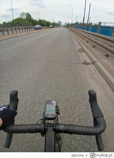 qbicone - 241 747 + 31 = 241 778

Bez sensu o tej godzinie po rozkopanym Zagłębiu, al...