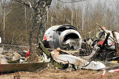 IksdeHeheh - Tak z ciekawości - kto według #polskieonuce jest odpowiedzialny za Smole...