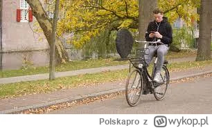 Polskapro - Największym rakiem są pedalarze z słuchawkami i telefonem w ręku, i to po...