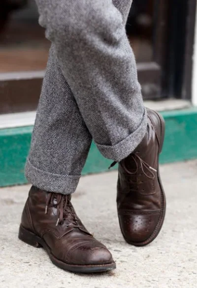 luke-mat - Tweedowe spodnie, skórzane buty xD
To jest po prostu piękne.
Wiem, wiem, ż...