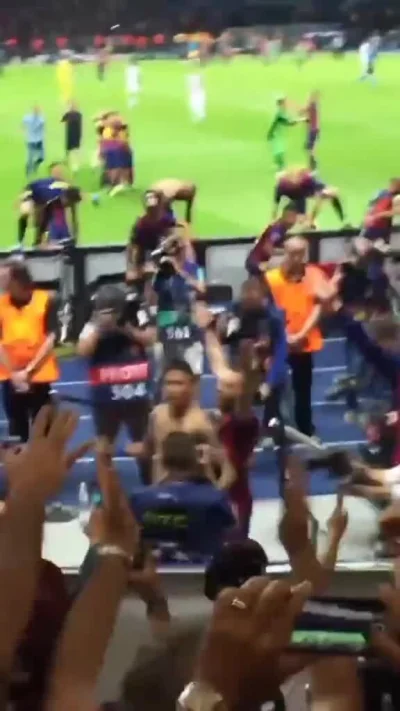 EndrjuKatalonia - Przypomnijmy sobie pewien czerwcowy wieczór z 2015 roku
#fcbarcelon...