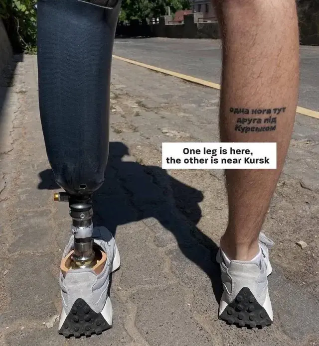 Zenzowaty - Czarny humor ukraińskiego żołnierza.

"Jedna noga jest tutaj, a druga koł...