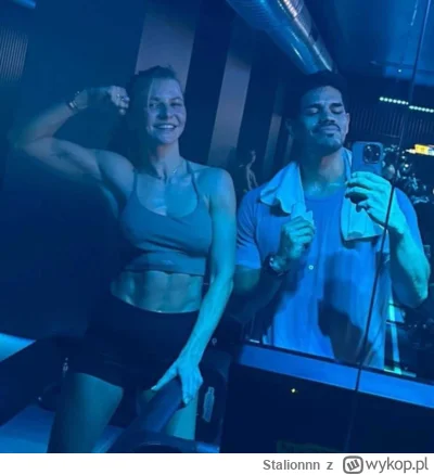 Stalionnn - #lewandowski #logikarozowychpaskow #p0lka #heheszki

Za każdym sukcesem m...