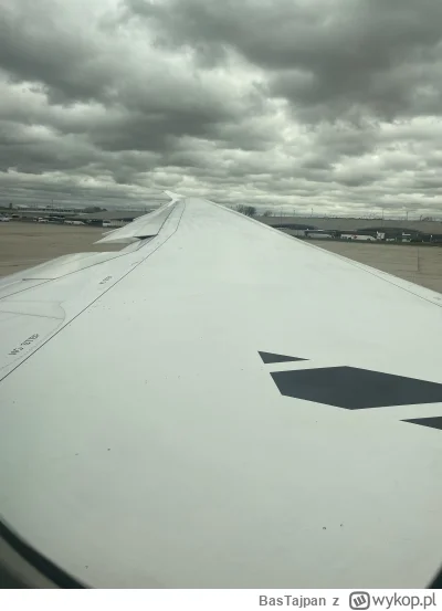 BasTajpan - Kilkukrotnie latałem 787 i ten, który nim nie leciał nie zdaje sobie spra...