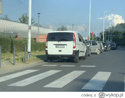 codeq - #pytanie #kierowcy #prawojazdy

Co oznaczaja 3 biale pasy za przejsciem dla p...