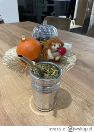 stresS - Moje pierwsze Palo Santo #yerbamate w środku Rosamonte ;)