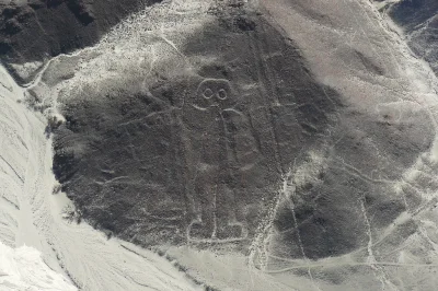 P.....n - Wystarczy znać liczące 2300-3000 lat geoglify z Nazca  w Peru, żeby wiedzie...