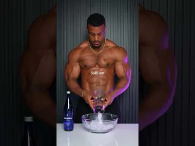 onepnch - @Soothsayer: od 5.30 robię poranną rutynę ale wstaję 2 godziny wcześniej że...