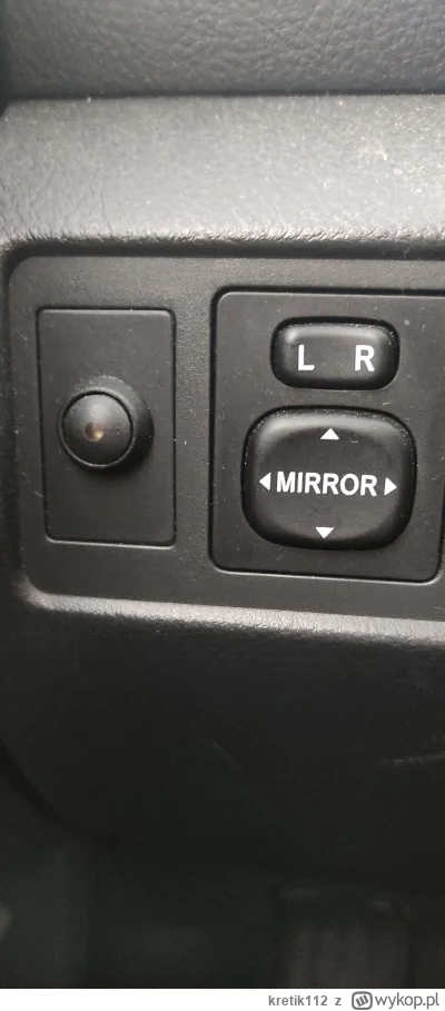 kretik112 - wie ktoś do czego służy ten przycisk po lewej ? kliknąłem go 3 razy i nag...