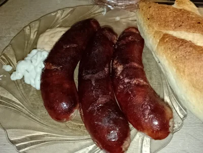 DziecizChoroszczy - #choroszczfood 
Kiełbasa śląska z rana
na starej, cygańskiej pate...