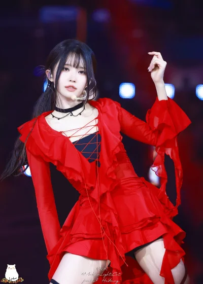 XKHYCCB2dX - #koreanka #hayoung #fromis9