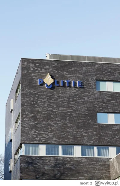 moet - Wracam właśnie z przesłuchania z komendy z Oosterhout. Sytuacja jest tragiczna...