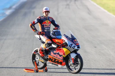 L1su_ - Właśnie obejrzałem ostatni dzień rundy Red Bull MotoGP Rookies Cup na włoskim...