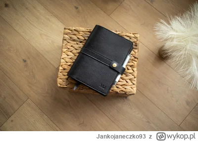 Jankojaneczko93 - Kolejny skórzany pokrowiec na notes. Tym razem w kolorze czarnym i ...